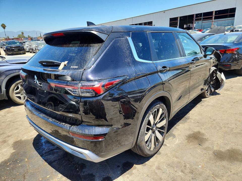 2025 Mitsubishi Outlander se
