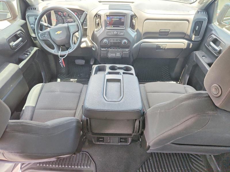 2025 Chevrolet Silverado C1500 Custom