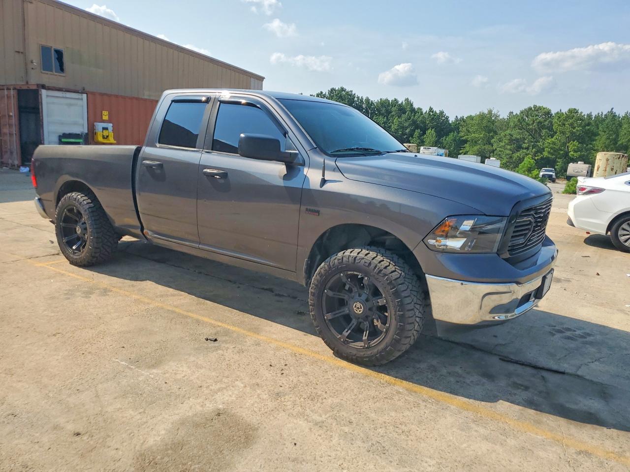 2017 Dodge RAM 1500 SLT