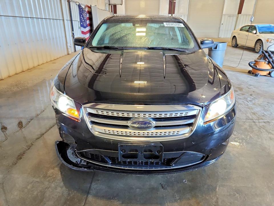 2010 Ford Taurus sho