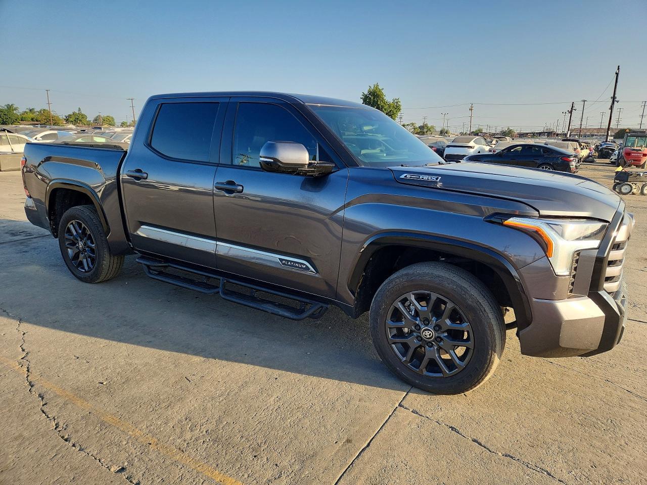 2025 Toyota Tundra Platinum HV