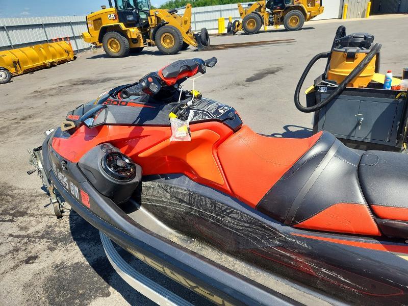 2020 Sea Doo Rxtx 300-Personal Watercraft