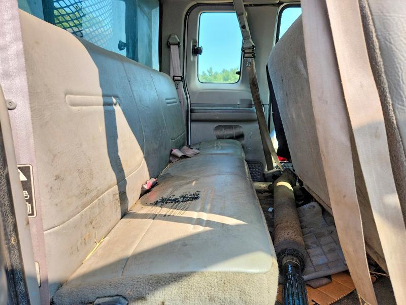 2000 Ford F750 Super Duty