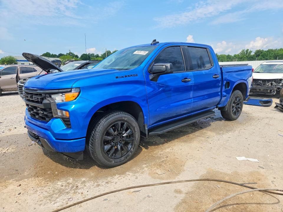 2022 Chevrolet Silverado K1500 Custom
