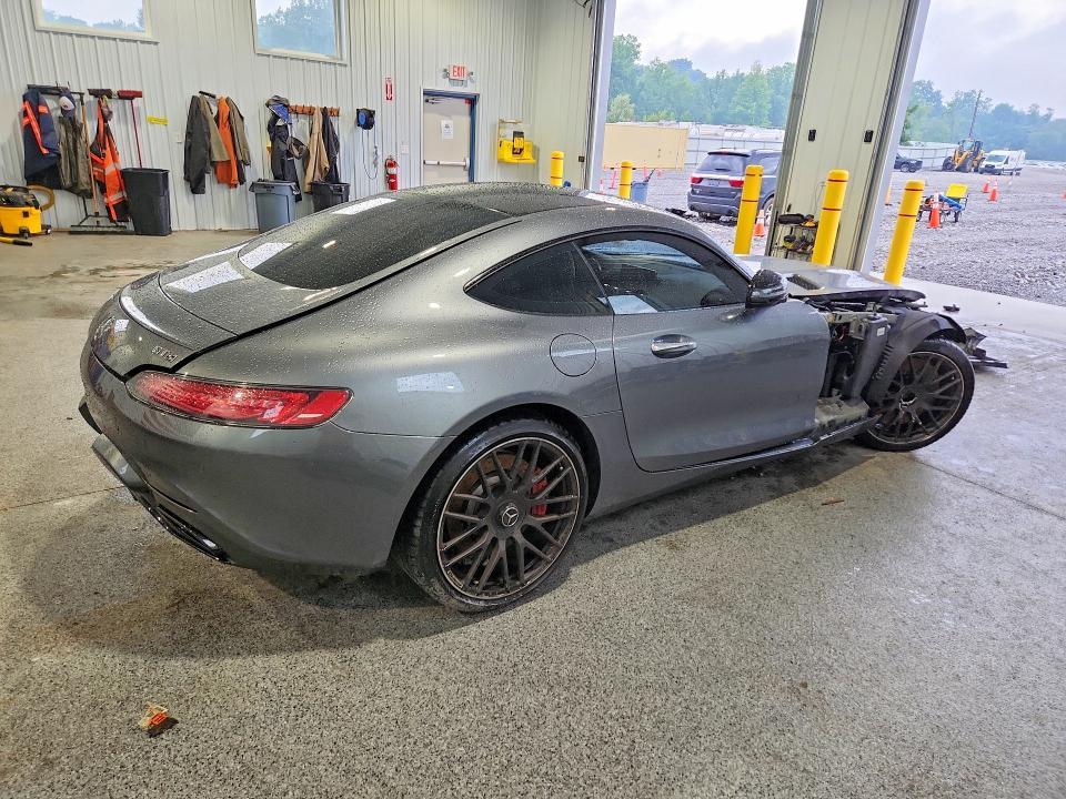 2017 Mercedes-Benz Amg gt s