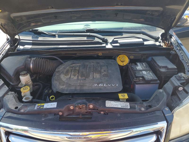 2013 Chrysler Town & Country Limited
