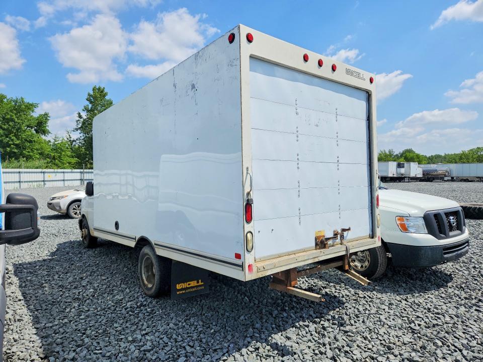 2017 Chevrolet Express BOX Truck
