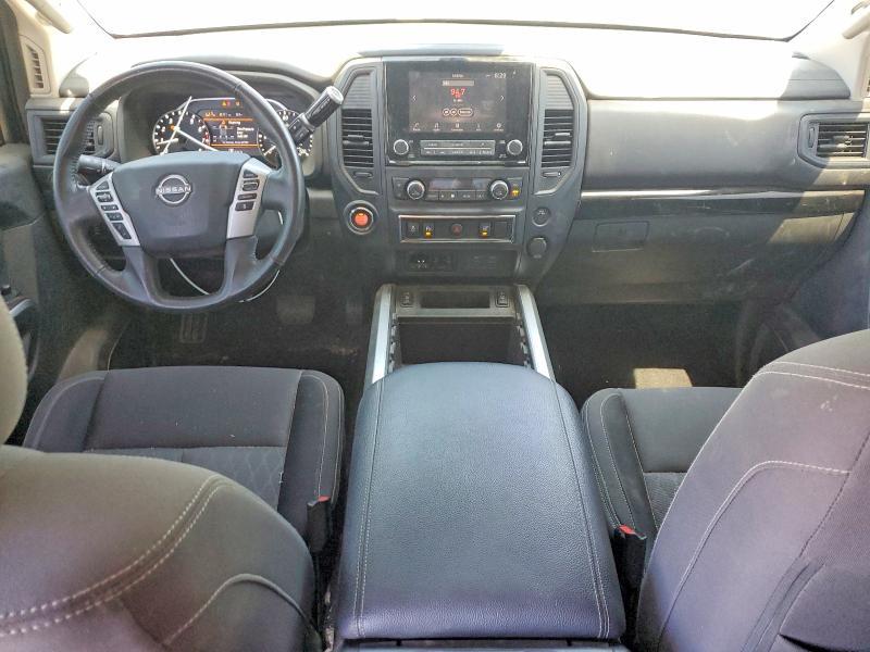 2023 Nissan Titan SV/SL/PLATINUM Reserve