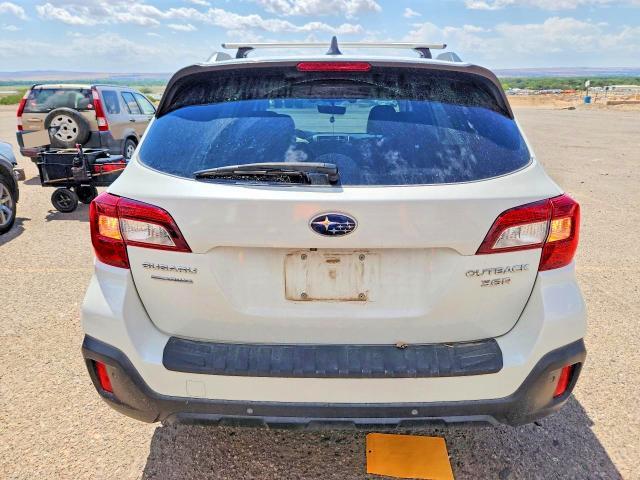 2018 Subaru Outback Touring