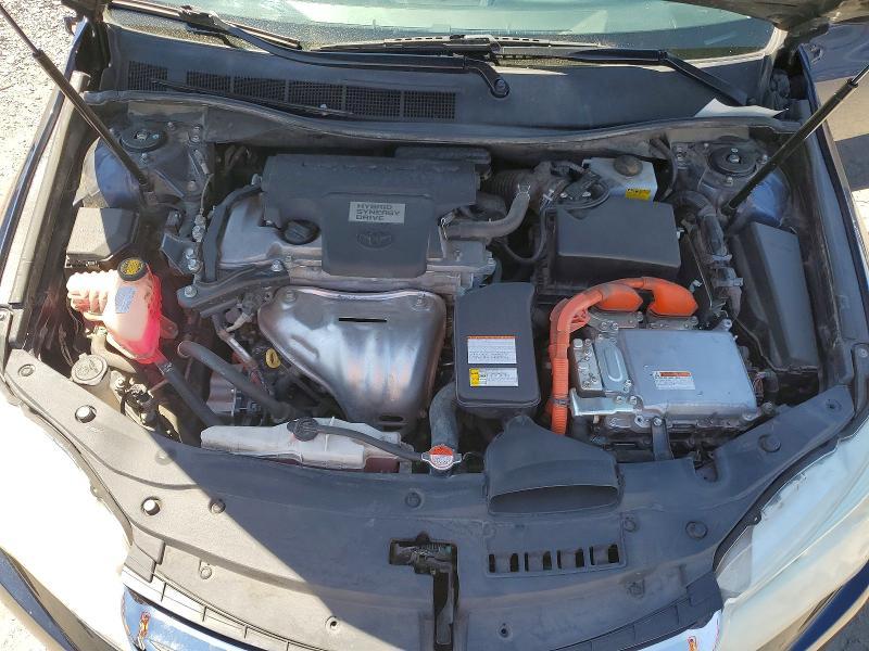2016 Toyota Camry Hybrid le