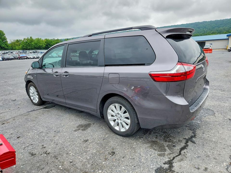 2017 Toyota Sienna