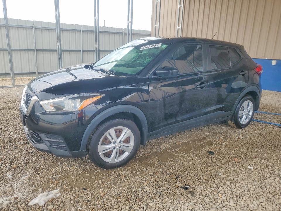 2020 Nissan Kicks s