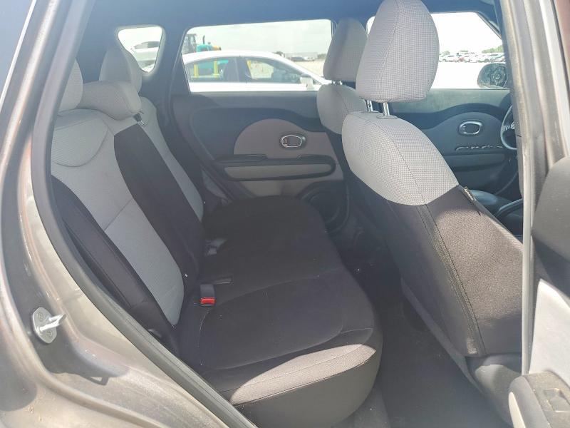 2015 KIA Soul Base
