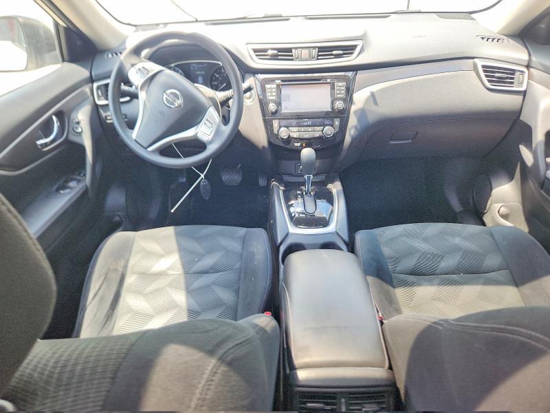 2015 Nissan Rogue sv