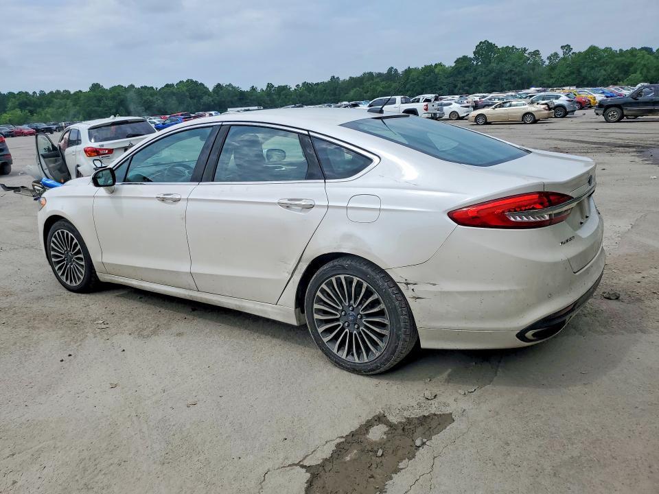 2017 Ford Fusion se