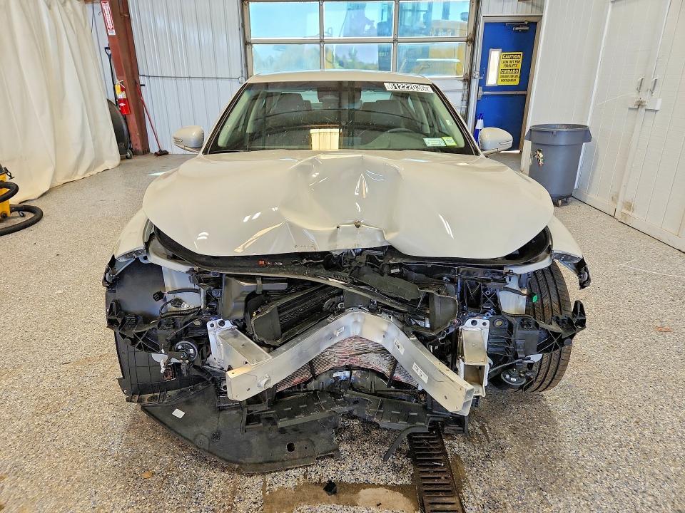 2026 Genesis G70 2.5t Standard