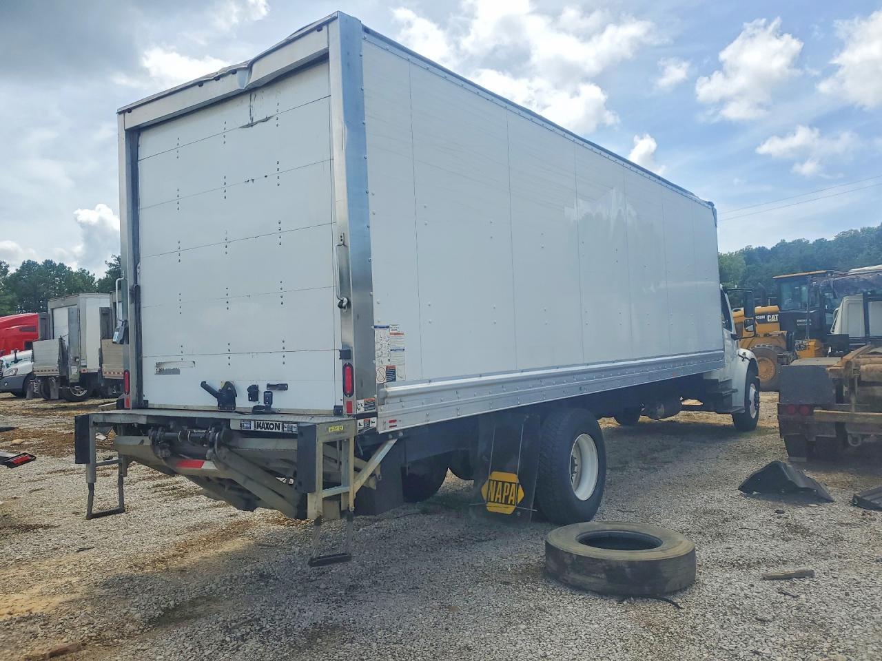 2020 Freightliner Business Class M2 BOX Truck