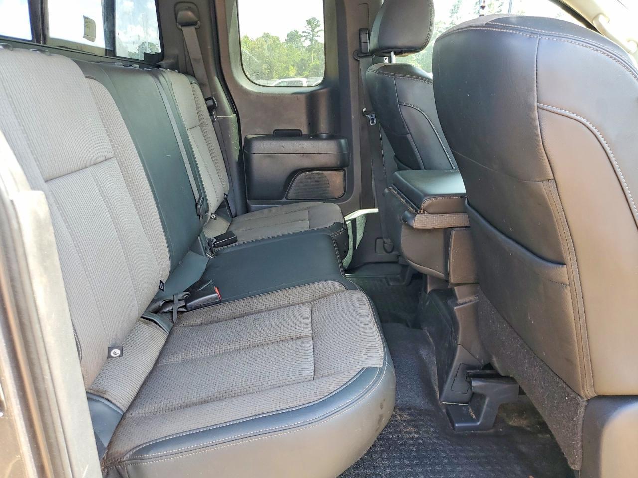 2017 Nissan Titan XD S
