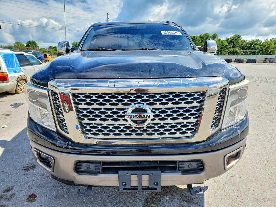 2017 Nissan Titan xd Platinum Reserve