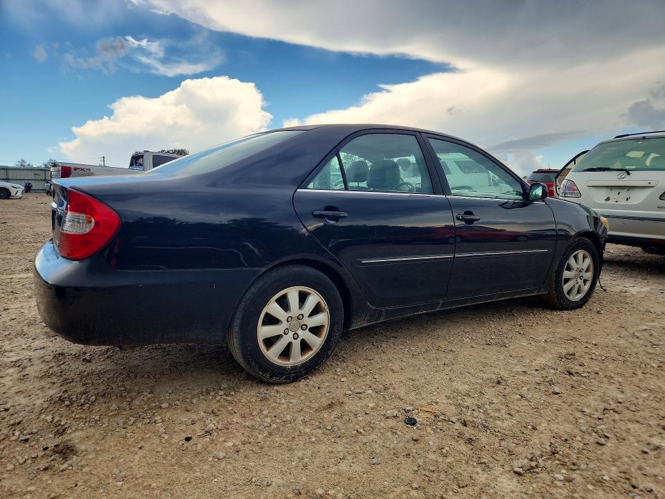 2004 Toyota Camry xle V6