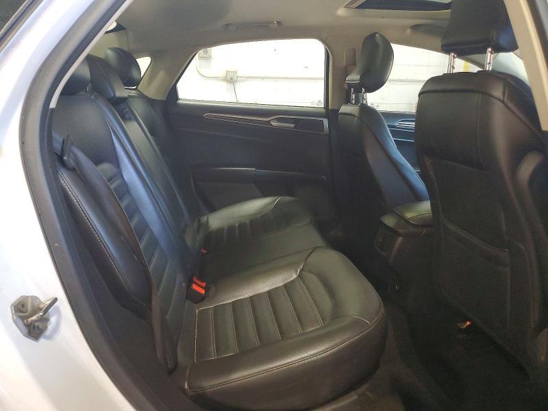 2016 Ford Fusion se