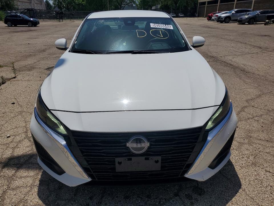 2023 Nissan Altima s