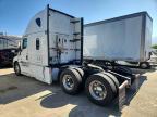 2019 Freightliner Cascadia 126 Semi Truck