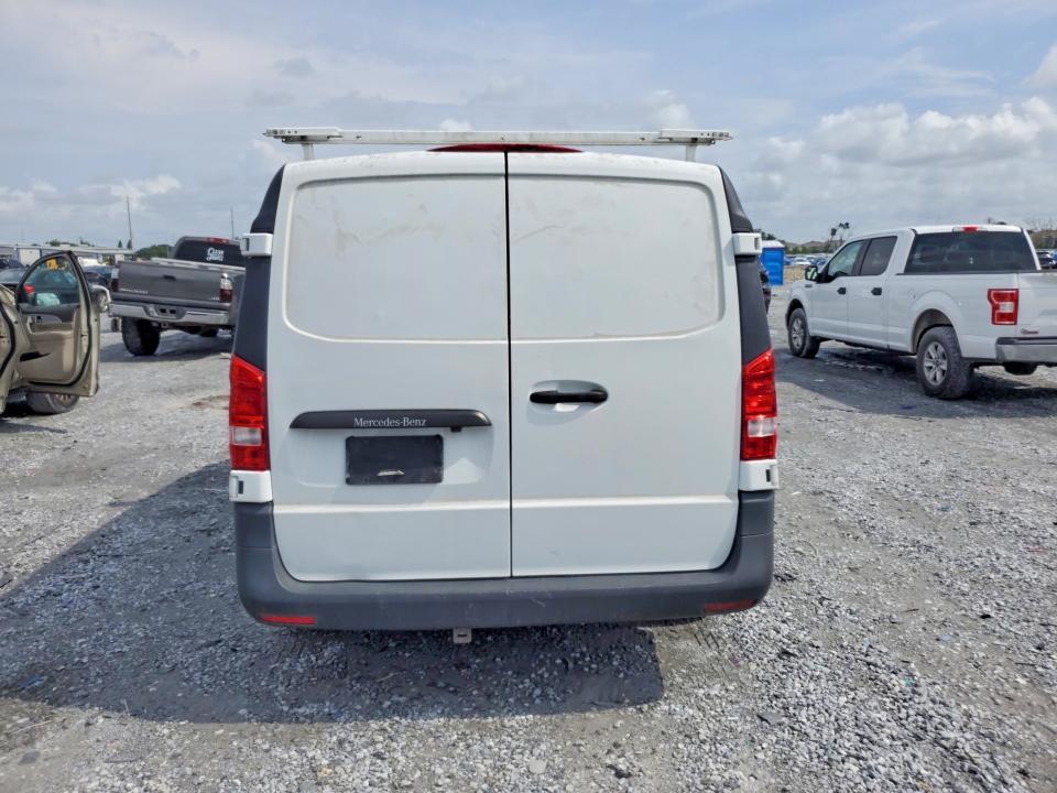 2017 Mercedes-Benz Metris