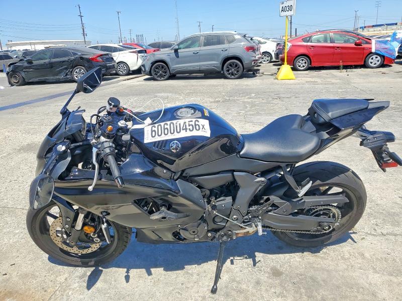 2025 Yamaha YZFR7