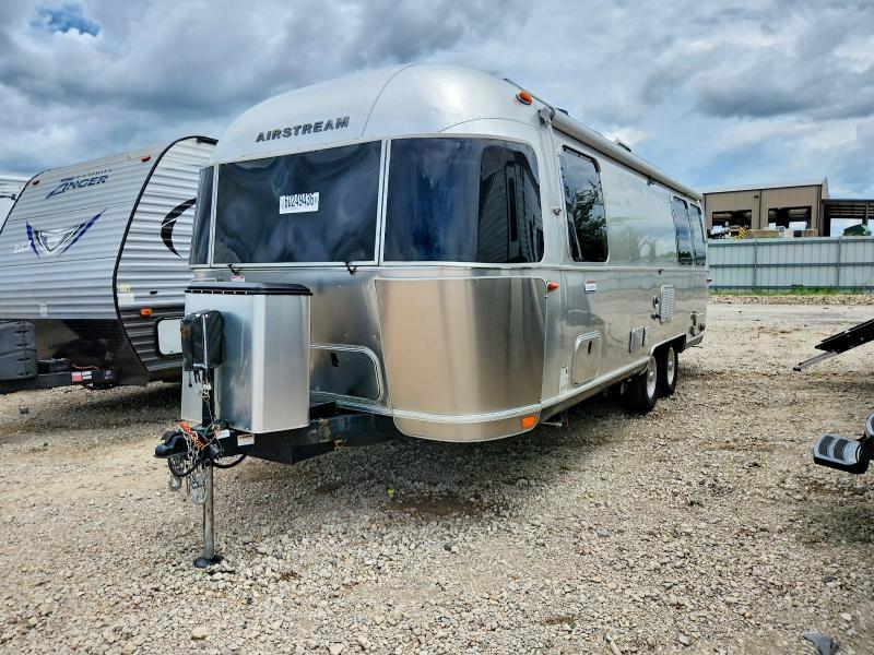 2021 Airstream Camper
