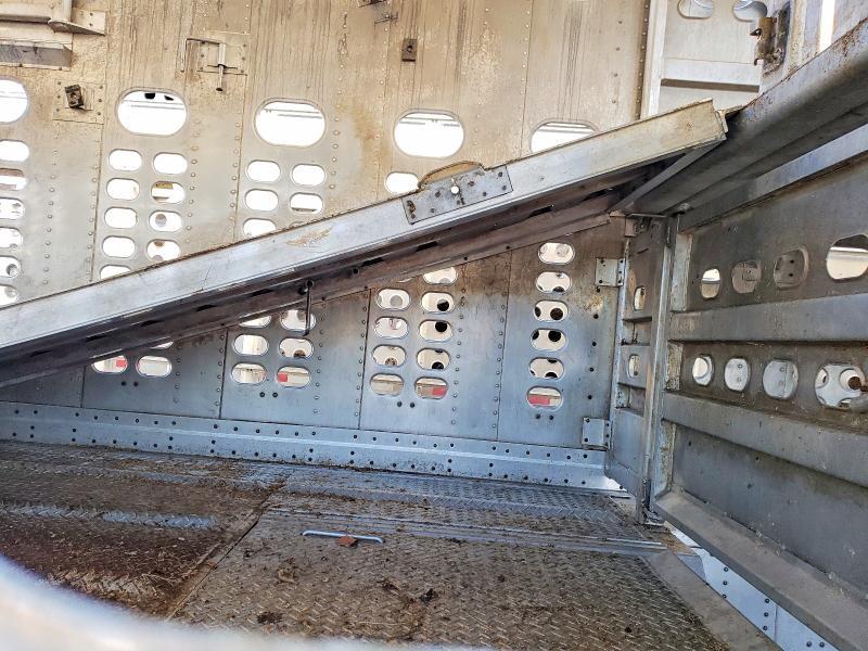 2017 Wilson 2017 Wilson PSDCL-402 Livestock Trailer