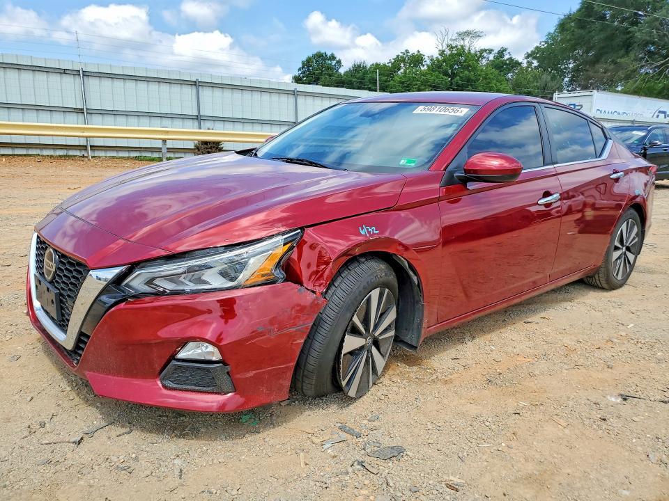 2022 Nissan Altima sv