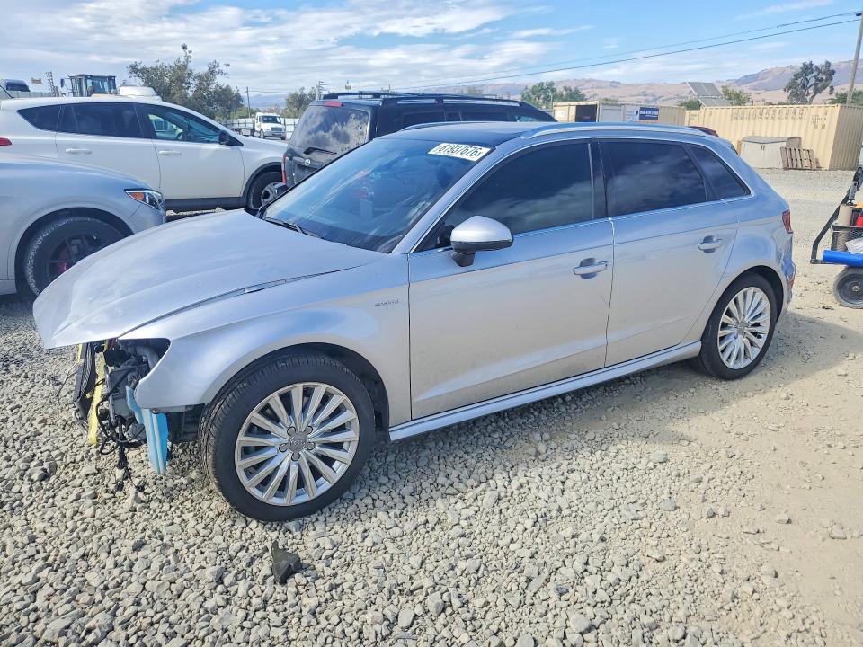 2016 Audi A3 E-tron Premium Plus
