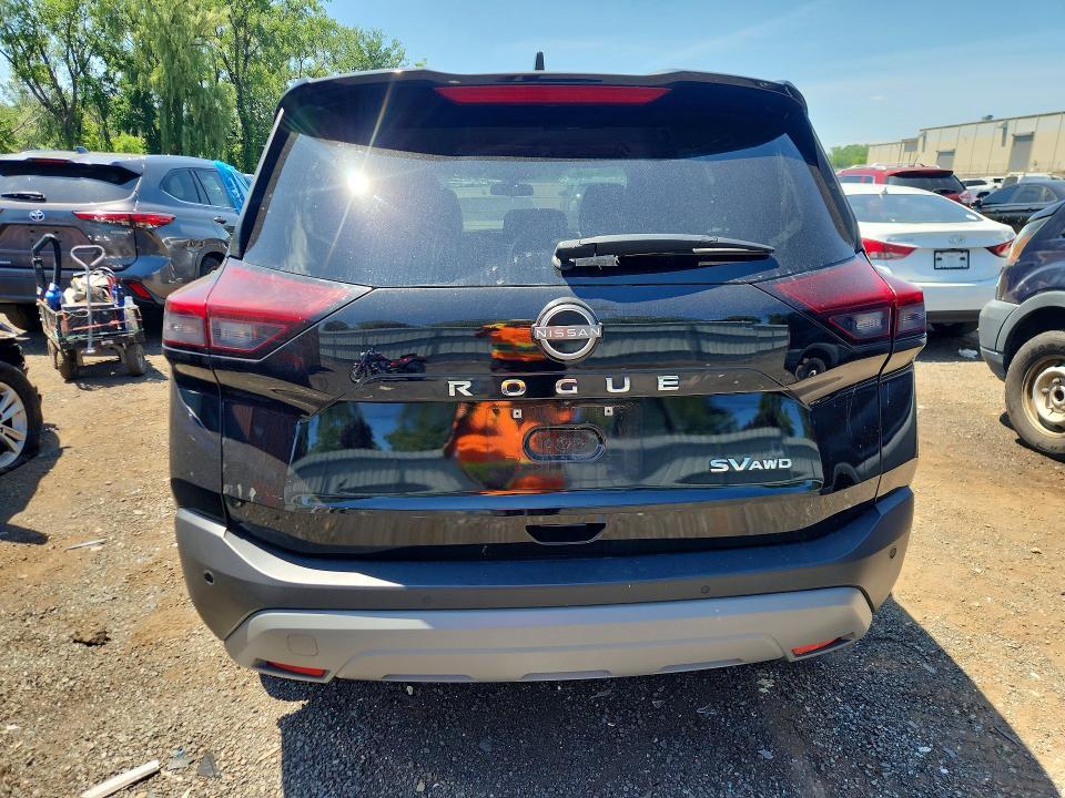 2023 Nissan Rogue sv