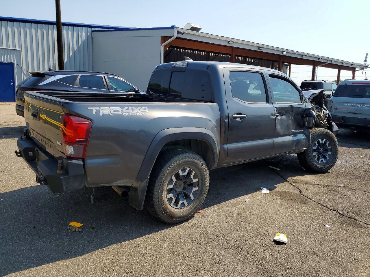 2018 Toyota Tacoma TRD OFF-Road
