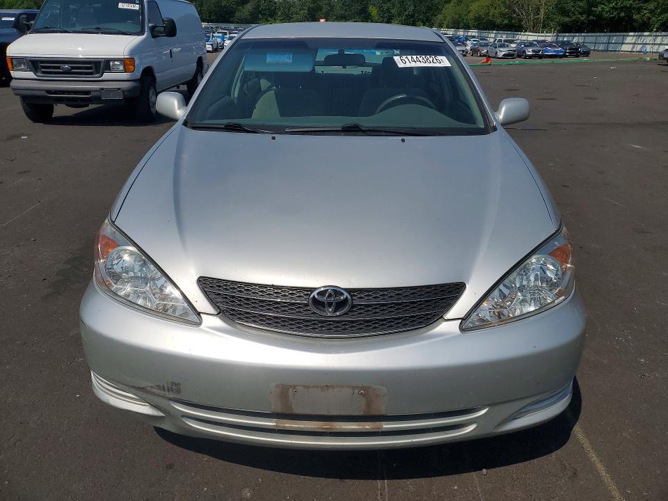2002 Toyota Camry le