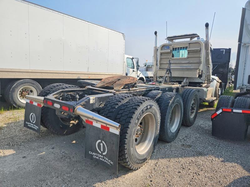 2026 Peterbilt 567 Semi Truck