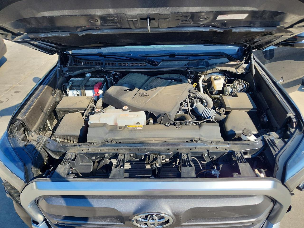 2024 Toyota Tundra Crewmax Limited
