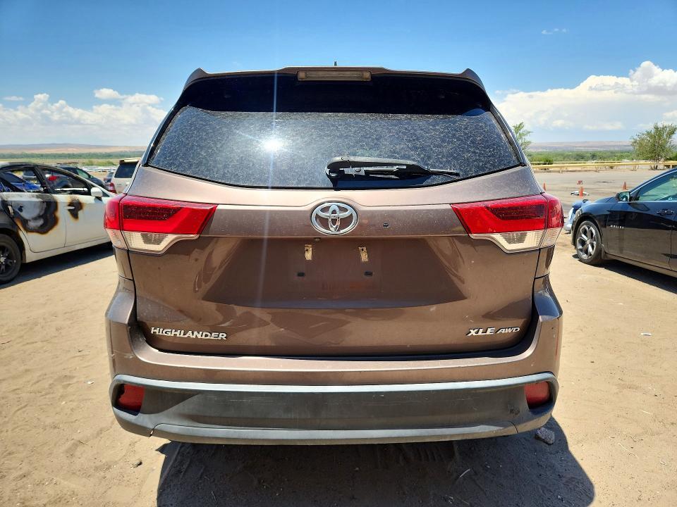 2019 Toyota Highlander xle