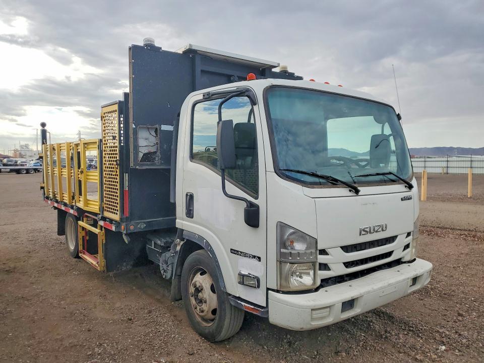 2018 Isuzu NPR HD