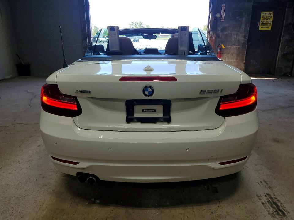 2015 BMW 228 xi