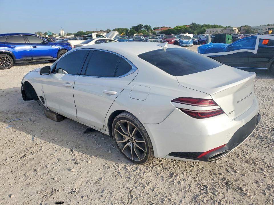 2025 Genesis G70 2.5t Standard