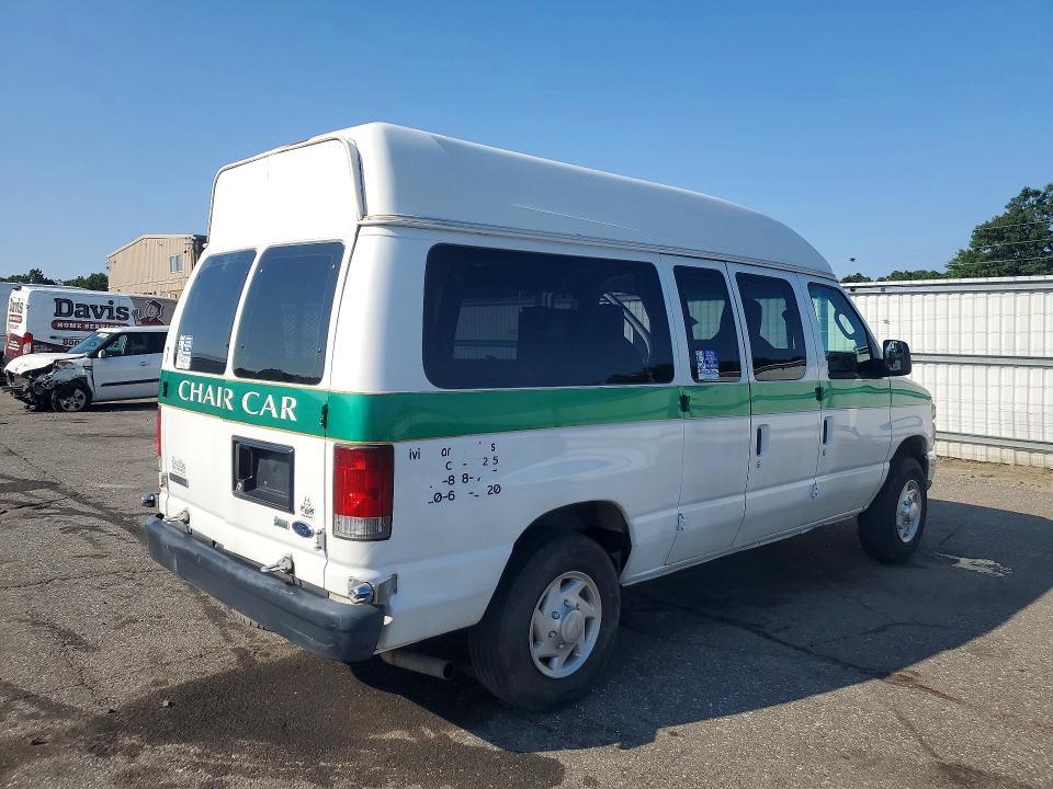 2009 Ford Econoline E250 van