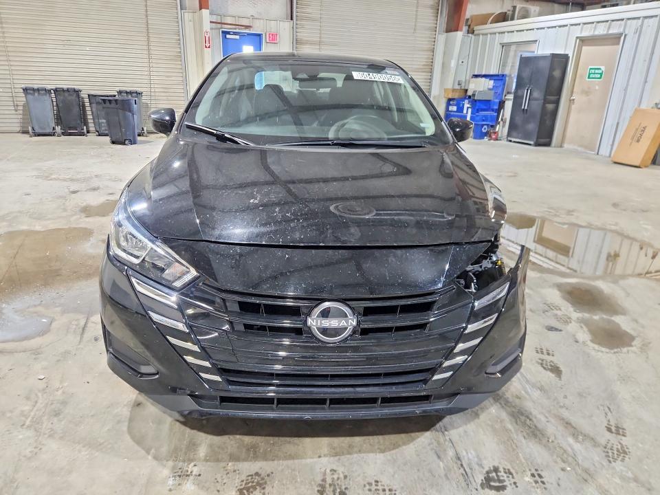 2024 Nissan Versa sv