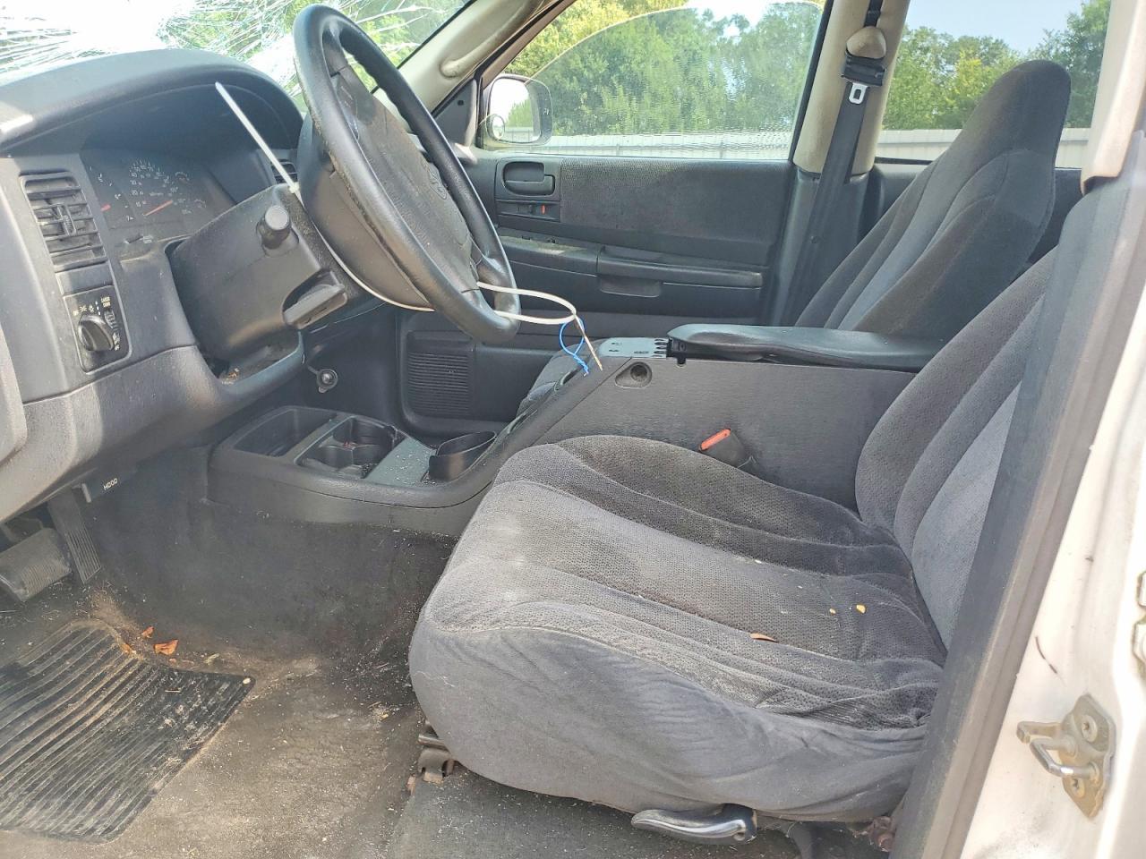 2004 Dodge Dakota Quad SLT