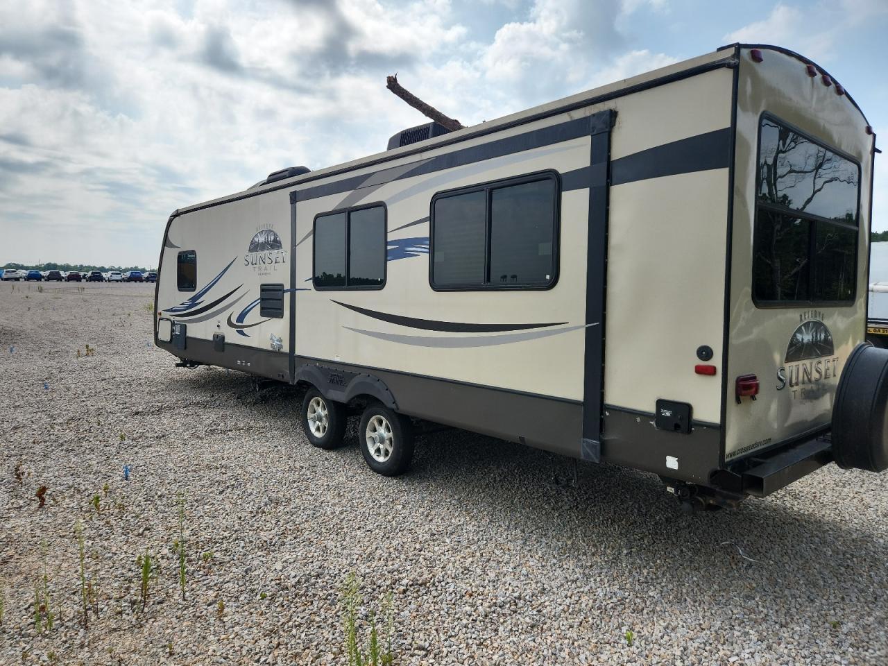 2013 Crossroads Sunset Trail Camper