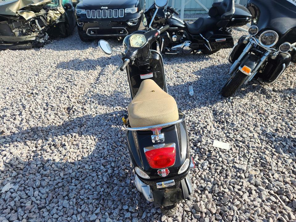 2013 Vespa LX 150IE