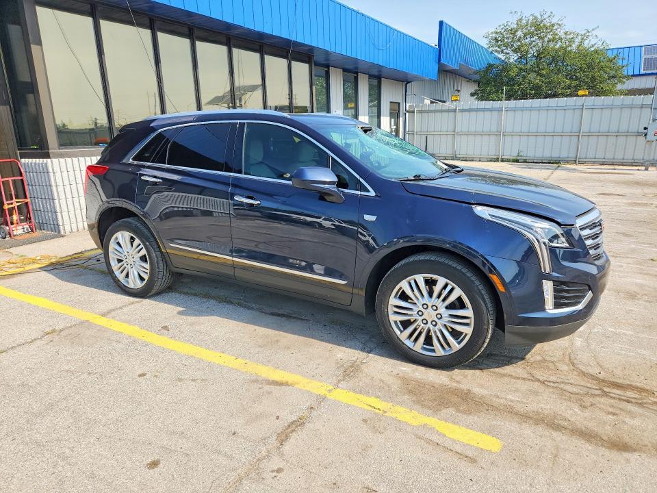 2017 Cadillac XT5 Premium Luxury