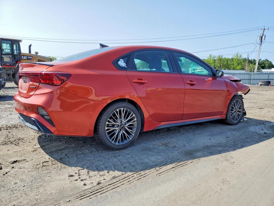 2023 KIA Forte gt Limited