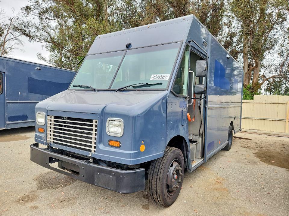 2021 Freightliner Chassis M Line WALK-IN Van